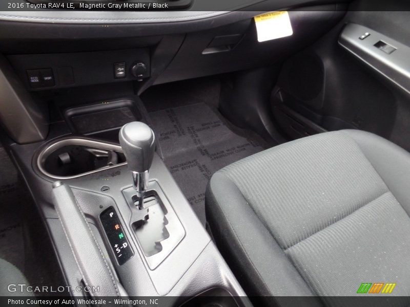 Magnetic Gray Metallic / Black 2016 Toyota RAV4 LE