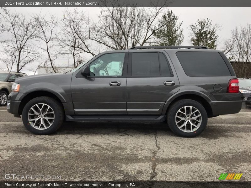 Magnetic / Ebony 2017 Ford Expedition XLT 4x4