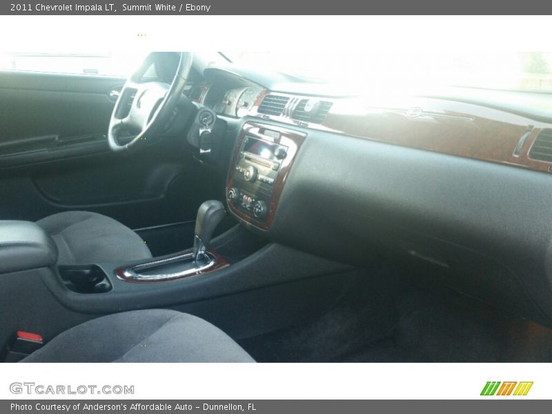 Summit White / Ebony 2011 Chevrolet Impala LT