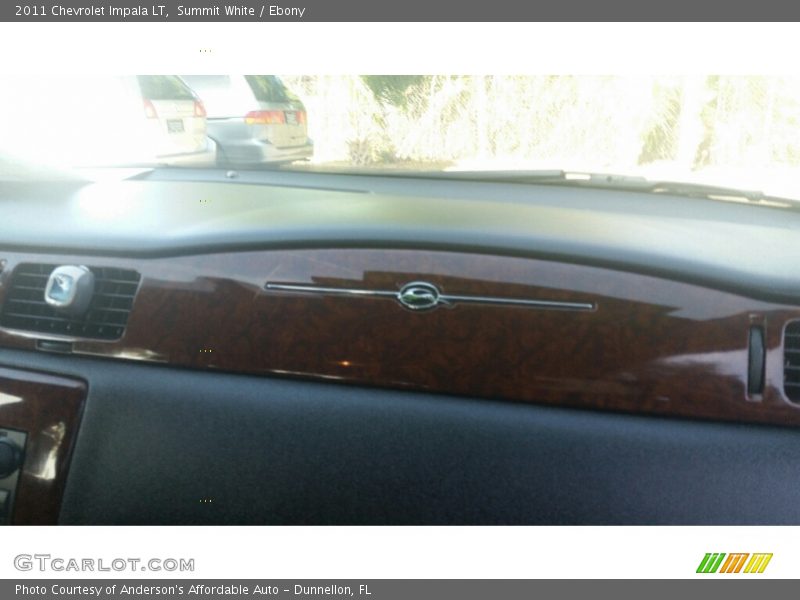 Summit White / Ebony 2011 Chevrolet Impala LT
