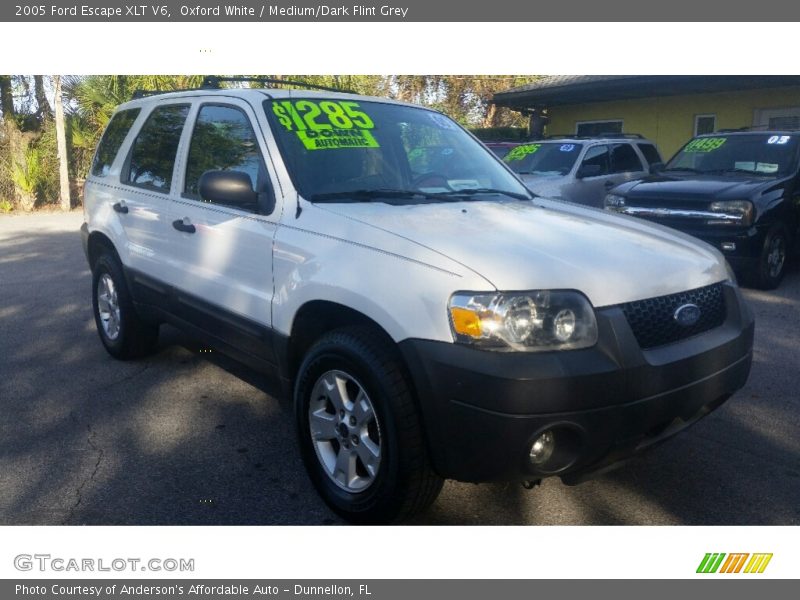 Front 3/4 View of 2005 Escape XLT V6