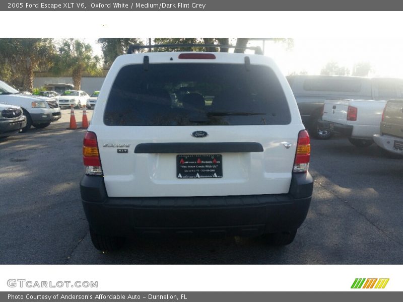 Oxford White / Medium/Dark Flint Grey 2005 Ford Escape XLT V6