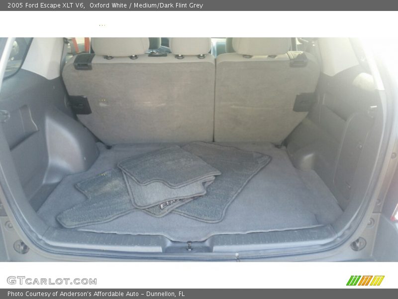 Oxford White / Medium/Dark Flint Grey 2005 Ford Escape XLT V6