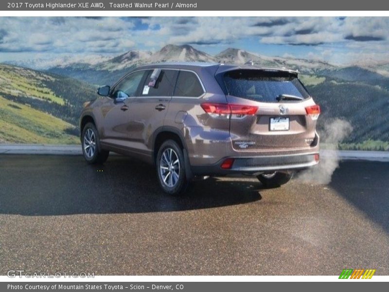 Toasted Walnut Pearl / Almond 2017 Toyota Highlander XLE AWD