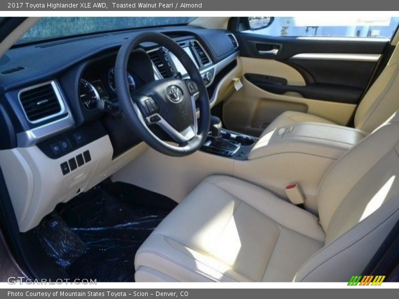 Toasted Walnut Pearl / Almond 2017 Toyota Highlander XLE AWD