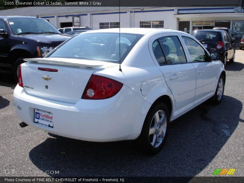 Summit White / Gray 2005 Chevrolet Cobalt LS Sedan
