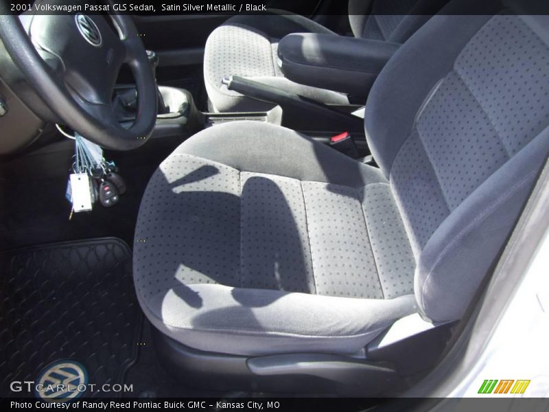 Satin Silver Metallic / Black 2001 Volkswagen Passat GLS Sedan