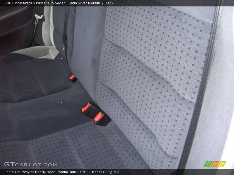 Satin Silver Metallic / Black 2001 Volkswagen Passat GLS Sedan