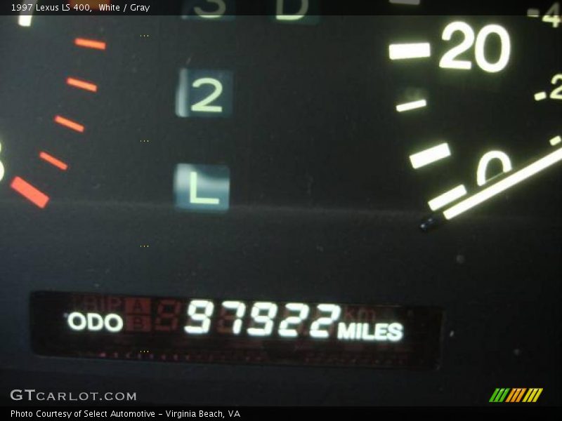 White / Gray 1997 Lexus LS 400