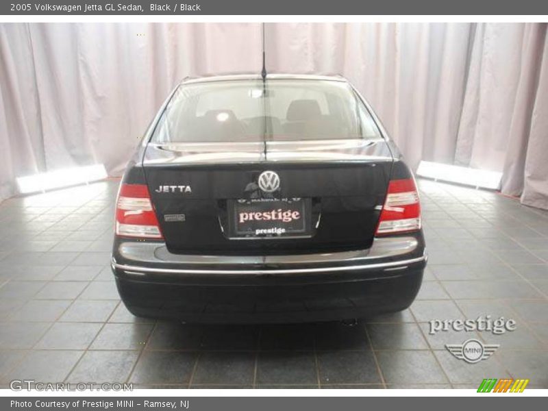 Black / Black 2005 Volkswagen Jetta GL Sedan