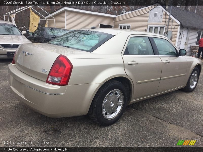 Linen Gold Metallic / Dark Slate Gray/Light Graystone 2006 Chrysler 300 Touring