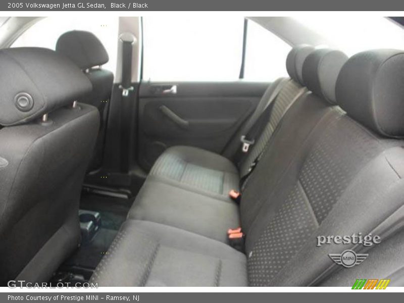 Black / Black 2005 Volkswagen Jetta GL Sedan
