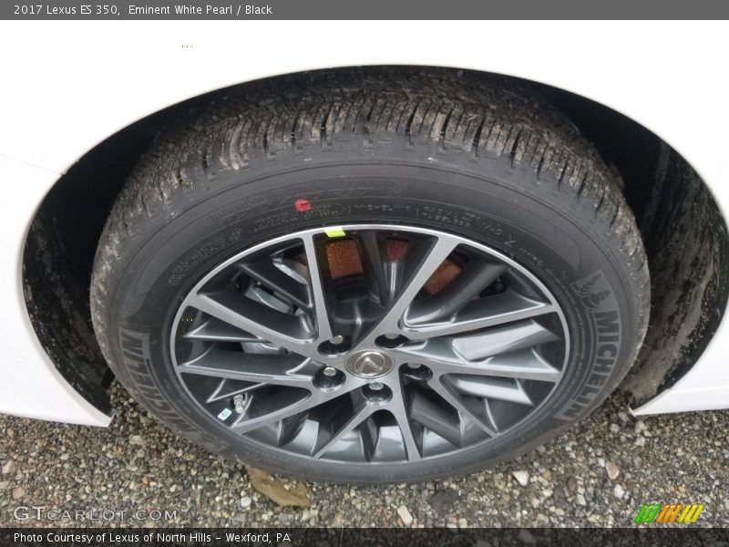 Eminent White Pearl / Black 2017 Lexus ES 350