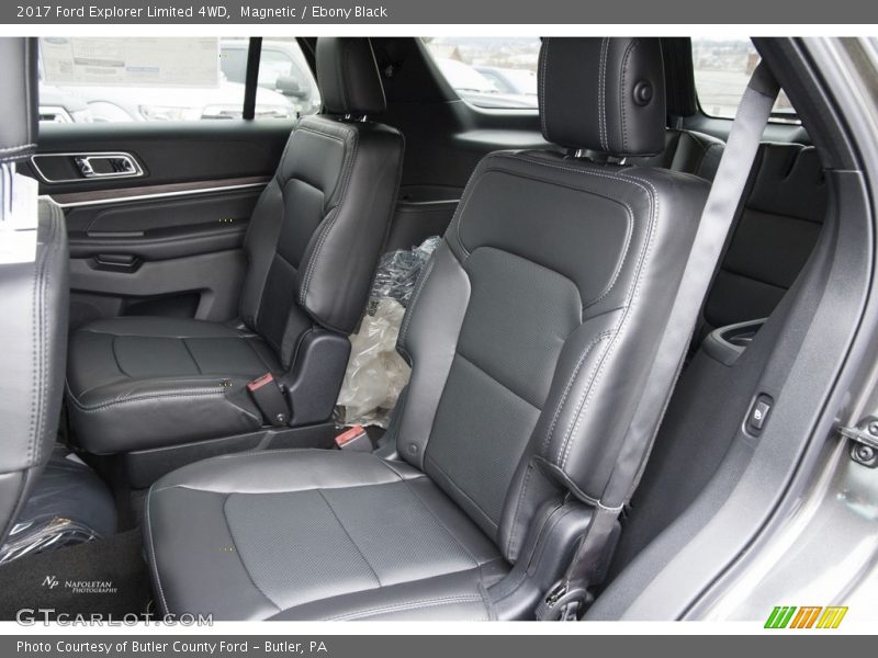 Magnetic / Ebony Black 2017 Ford Explorer Limited 4WD