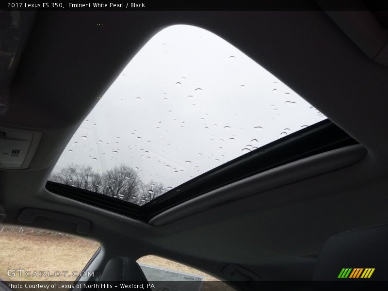 Eminent White Pearl / Black 2017 Lexus ES 350
