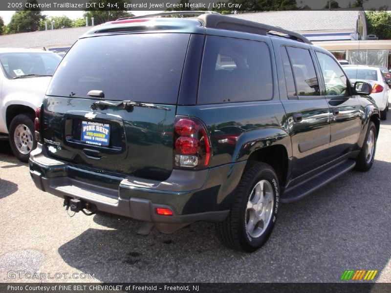 Emerald Jewel Green Metallic / Light Gray 2005 Chevrolet TrailBlazer EXT LS 4x4