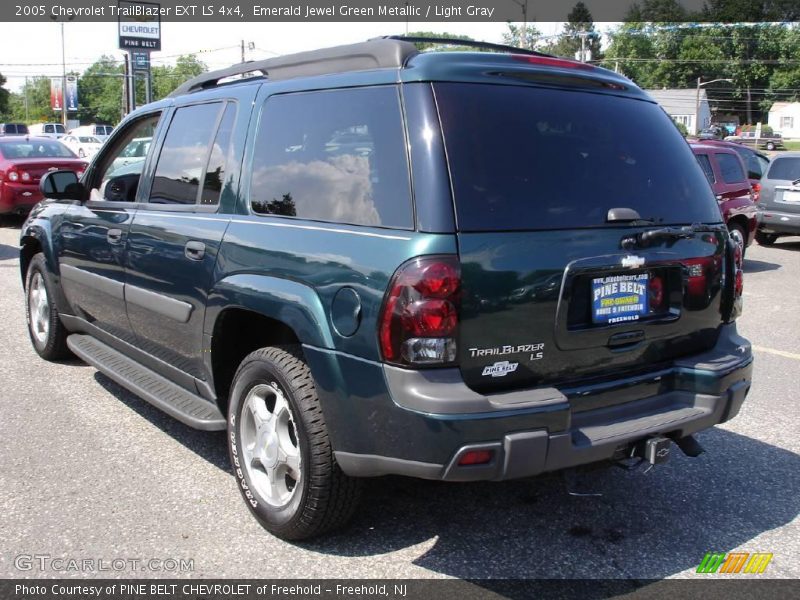 Emerald Jewel Green Metallic / Light Gray 2005 Chevrolet TrailBlazer EXT LS 4x4