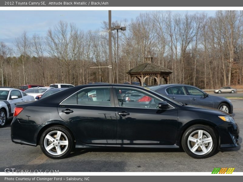 Attitude Black Metallic / Black/Ash 2012 Toyota Camry SE