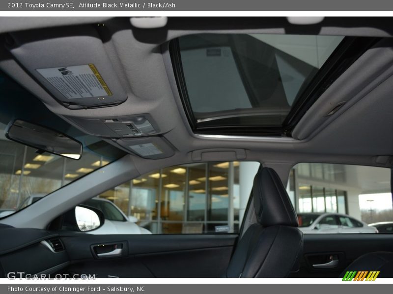 Attitude Black Metallic / Black/Ash 2012 Toyota Camry SE