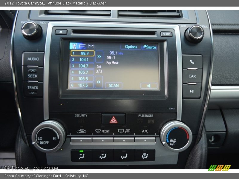 Attitude Black Metallic / Black/Ash 2012 Toyota Camry SE