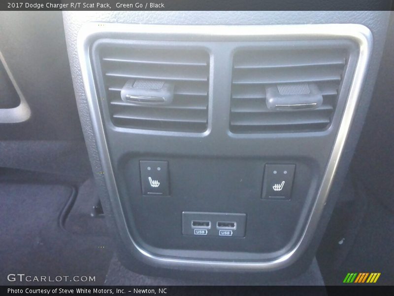 Green Go / Black 2017 Dodge Charger R/T Scat Pack