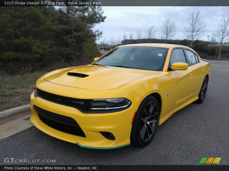 Yellow Jacket / Black 2017 Dodge Charger R/T Scat Pack