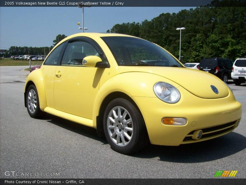Sunflower Yellow / Grey 2005 Volkswagen New Beetle GLS Coupe