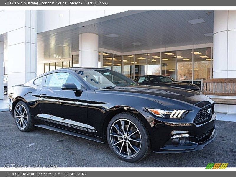 Front 3/4 View of 2017 Mustang Ecoboost Coupe