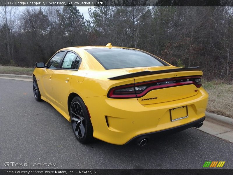 Yellow Jacket / Black 2017 Dodge Charger R/T Scat Pack