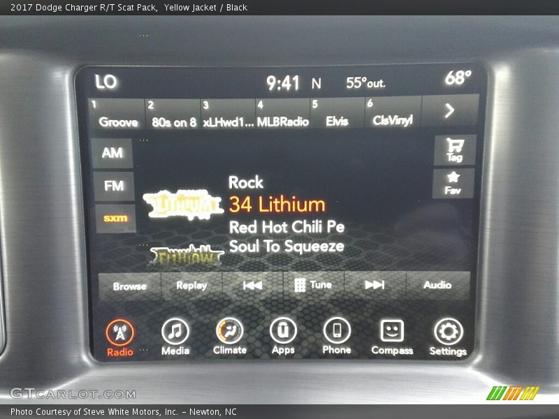 Yellow Jacket / Black 2017 Dodge Charger R/T Scat Pack