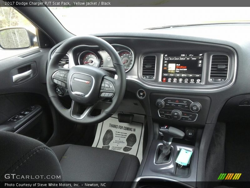 Yellow Jacket / Black 2017 Dodge Charger R/T Scat Pack
