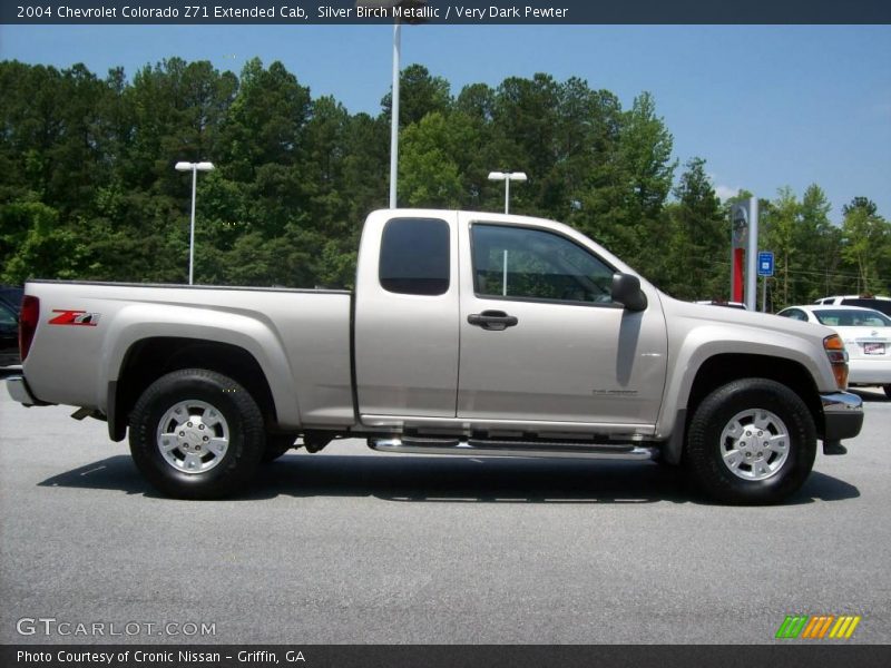 Silver Birch Metallic / Very Dark Pewter 2004 Chevrolet Colorado Z71 Extended Cab