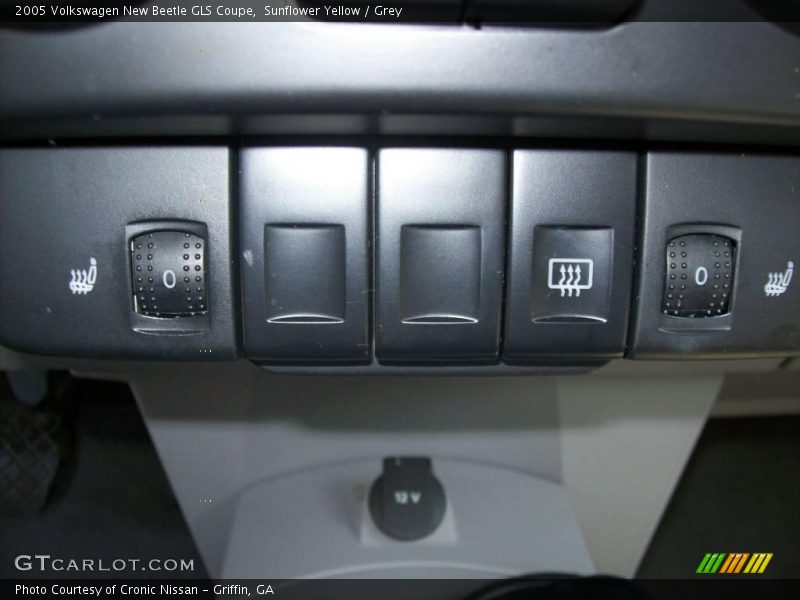 Sunflower Yellow / Grey 2005 Volkswagen New Beetle GLS Coupe