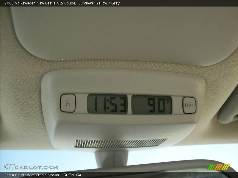 Sunflower Yellow / Grey 2005 Volkswagen New Beetle GLS Coupe