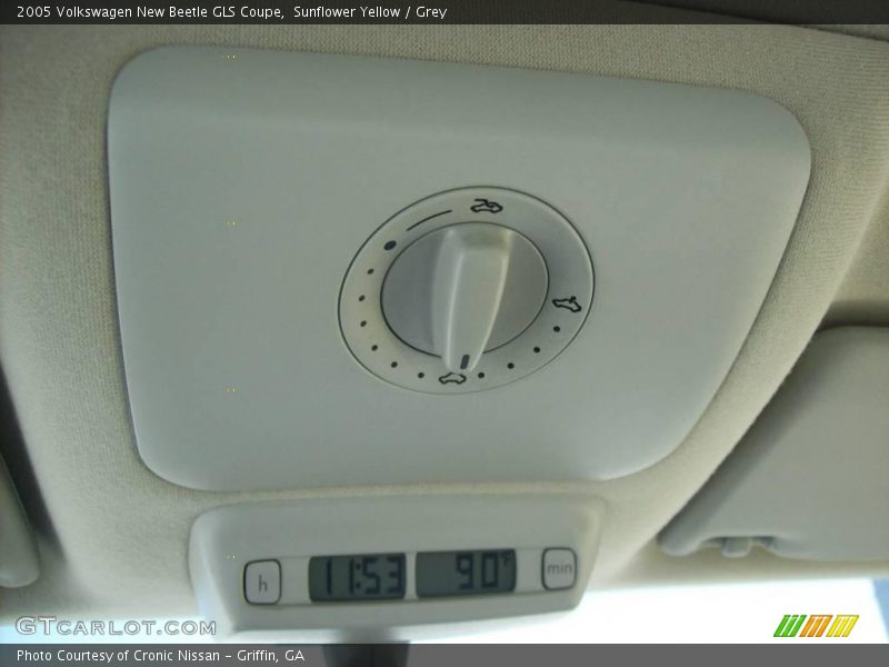 Sunflower Yellow / Grey 2005 Volkswagen New Beetle GLS Coupe