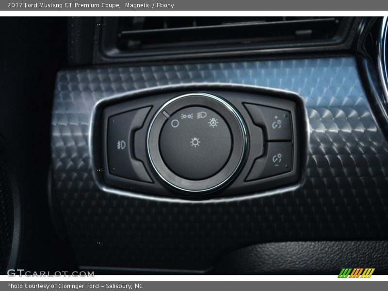 Magnetic / Ebony 2017 Ford Mustang GT Premium Coupe