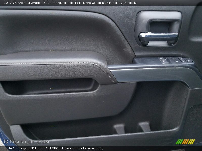 Deep Ocean Blue Metallic / Jet Black 2017 Chevrolet Silverado 1500 LT Regular Cab 4x4