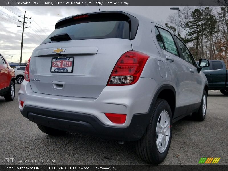 Silver Ice Metallic / Jet Black/­Light Ash Gray 2017 Chevrolet Trax LS AWD