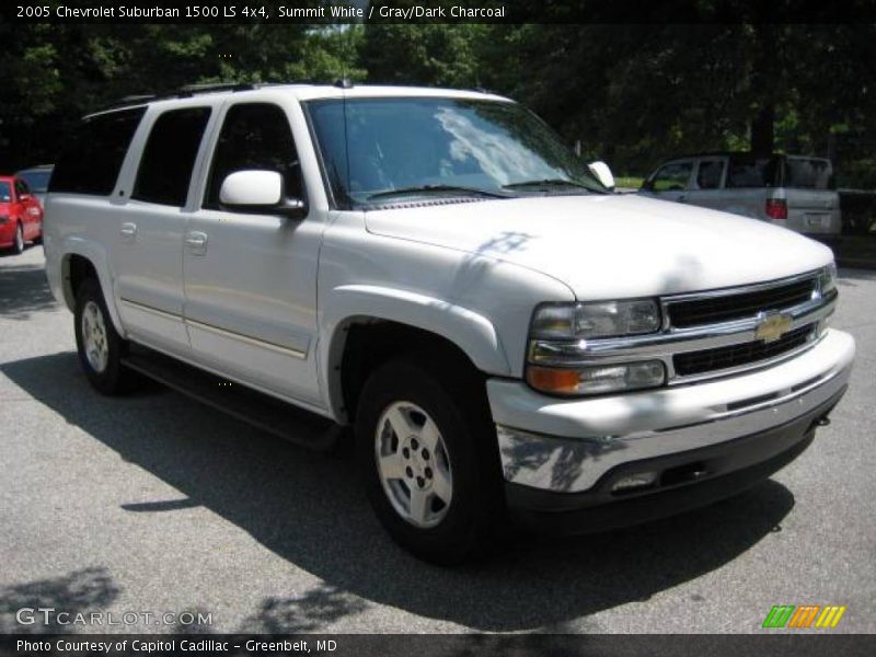 Summit White / Gray/Dark Charcoal 2005 Chevrolet Suburban 1500 LS 4x4