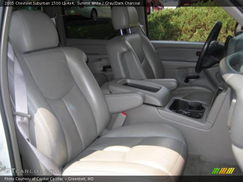 Summit White / Gray/Dark Charcoal 2005 Chevrolet Suburban 1500 LS 4x4