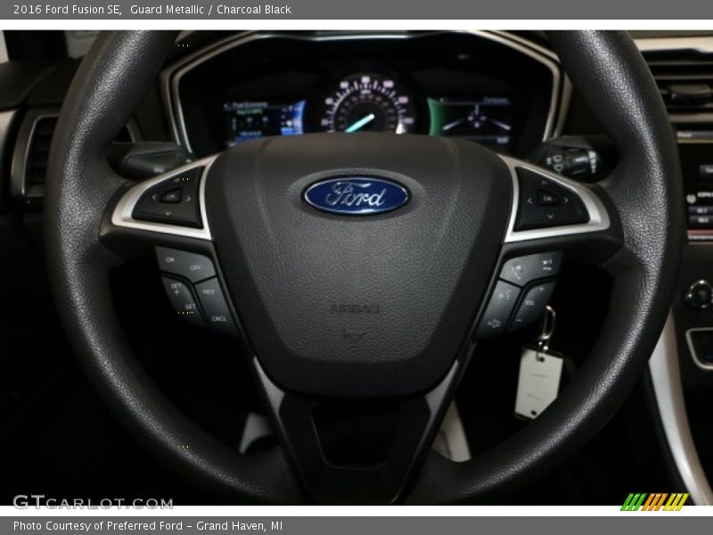 Guard Metallic / Charcoal Black 2016 Ford Fusion SE