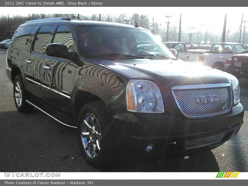 Onyx Black / Ebony 2011 GMC Yukon XL Denali AWD