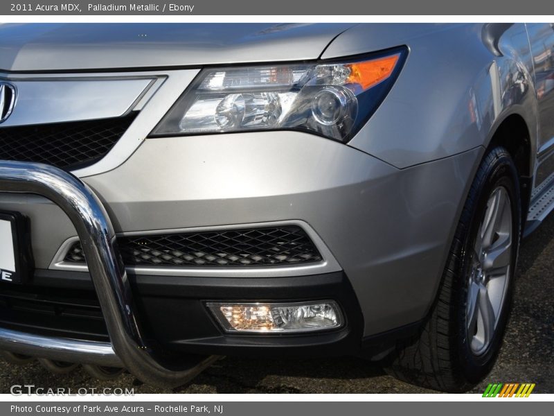 Palladium Metallic / Ebony 2011 Acura MDX