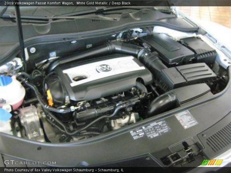 White Gold Metallic / Deep Black 2009 Volkswagen Passat Komfort Wagon