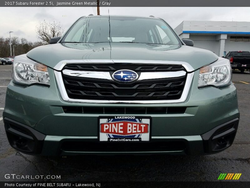 Jasmine Green Metallic / Gray 2017 Subaru Forester 2.5i