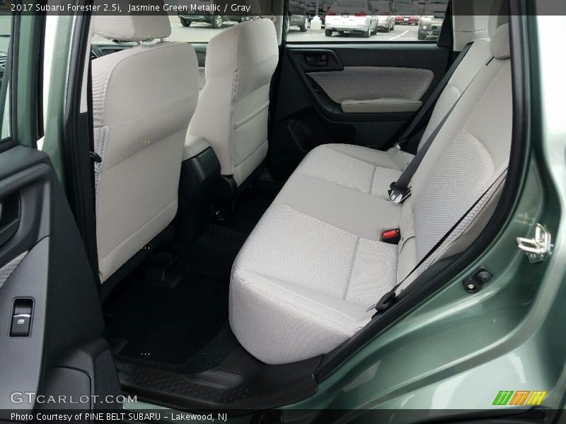 Jasmine Green Metallic / Gray 2017 Subaru Forester 2.5i