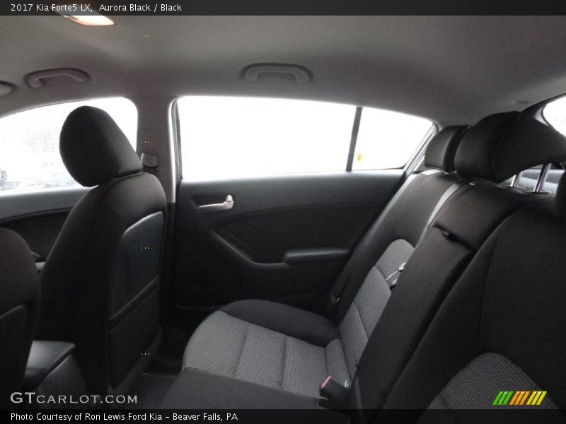 Aurora Black / Black 2017 Kia Forte5 LX