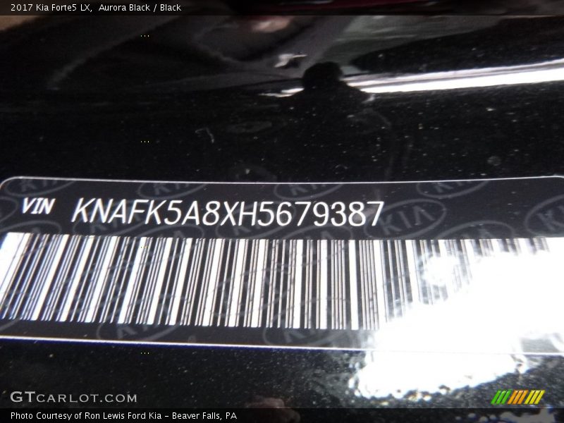 Aurora Black / Black 2017 Kia Forte5 LX