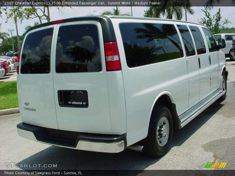 Summit White / Medium Pewter 2007 Chevrolet Express LS 3500 Extended Passenger Van