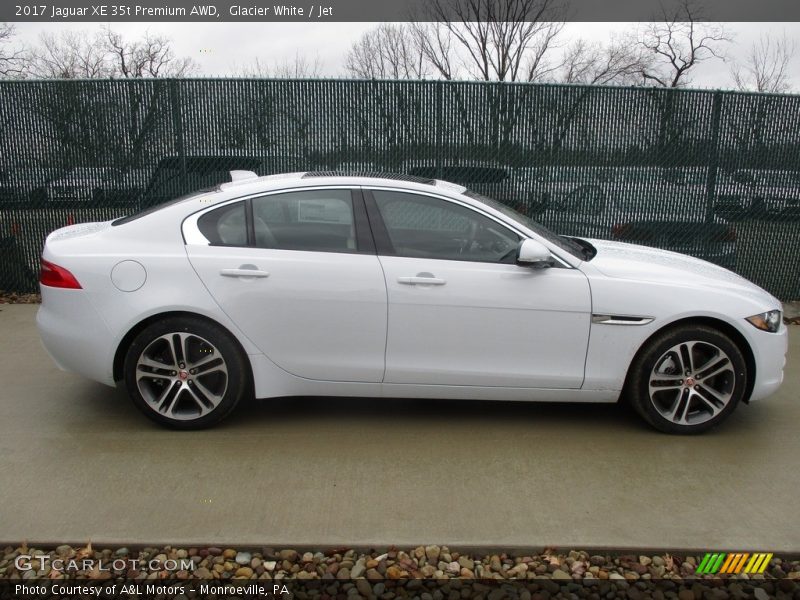 Glacier White / Jet 2017 Jaguar XE 35t Premium AWD